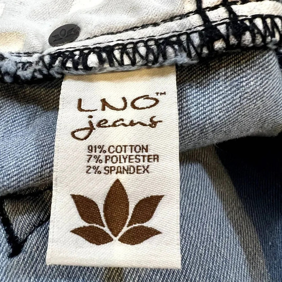 UNO Jeans Mustang‎ Sally Patterned Straight Leg Jean Womens Size 16/L32 - Picture 10 of 12